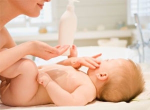 تقشير الجلد عند الأطفال حديثي الولادة