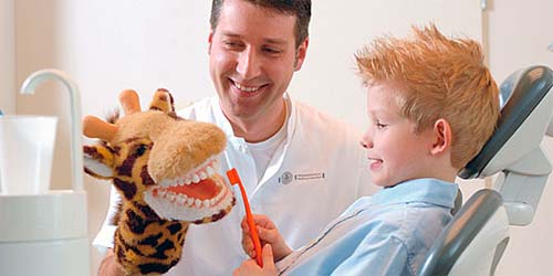 doktor gigi kanak-kanak