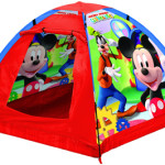 jouer aux tentes pour les enfants