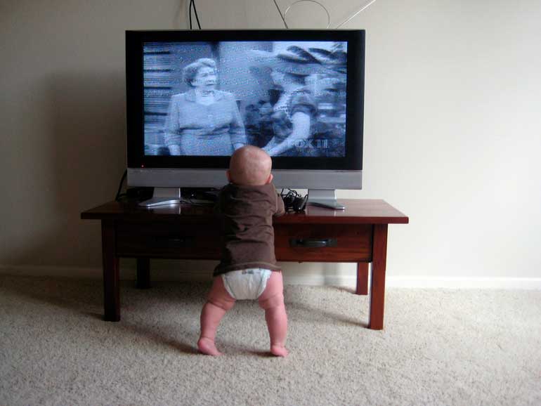 ребенок и-телевизор