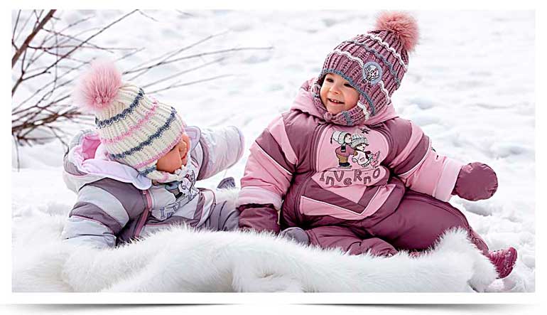 cách ăn mặc cho bé mùa đông-đi dạo