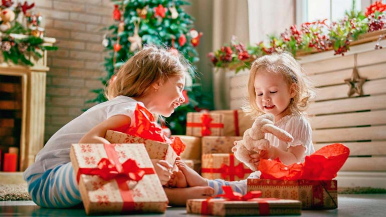 What to give a child for the New Year
