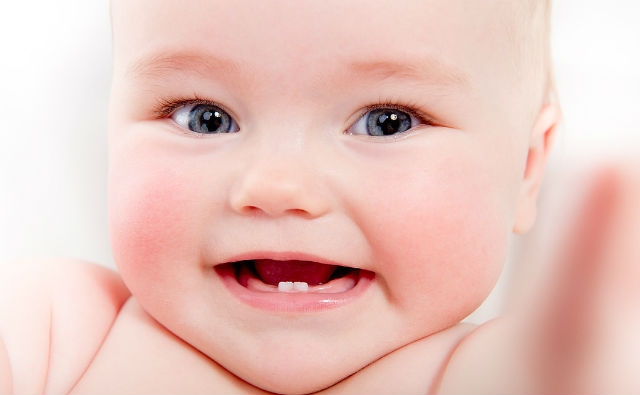 U-Baby-Cut-Zähne-wie-lindern-Zustand