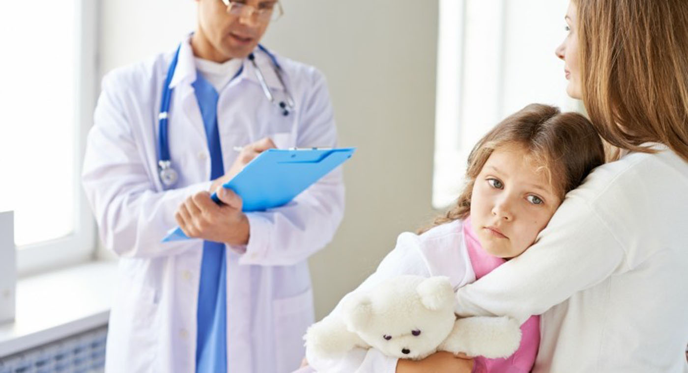 the child is afraid of doctors
